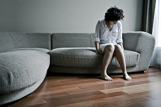 Как поднять себя с дивана, если у тебя депрессия