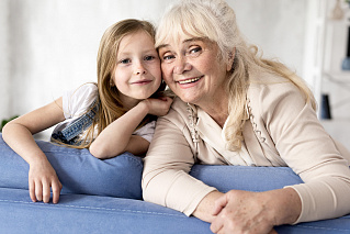 Как выстроить отношения ребенка с бабушкой?